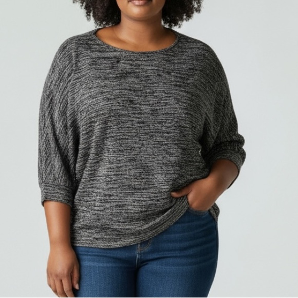 NWT Cathy Daniels Lightweight Pullover Glittery Sweater
